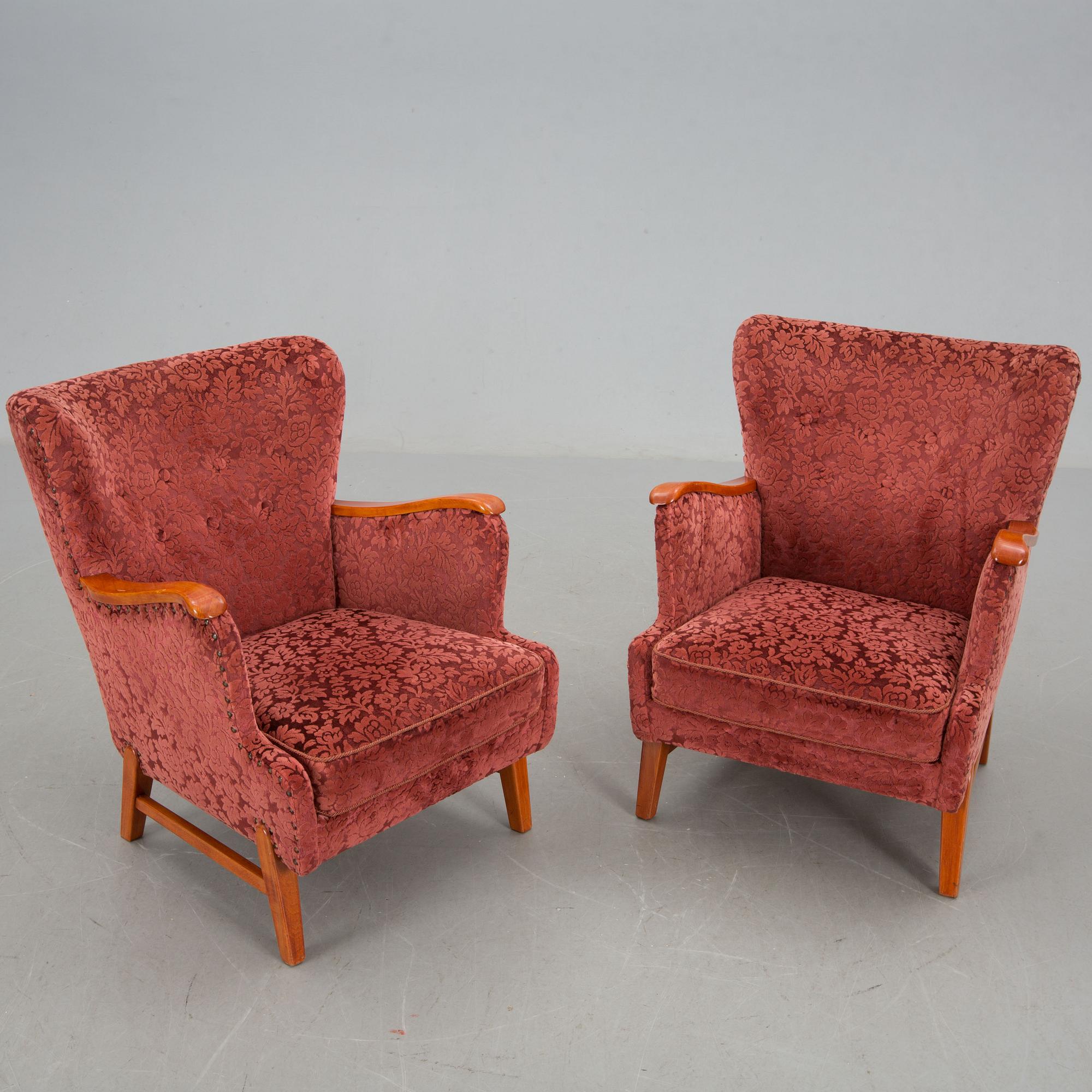 FÅTÖLJER, ett par, 1940/50-tal.