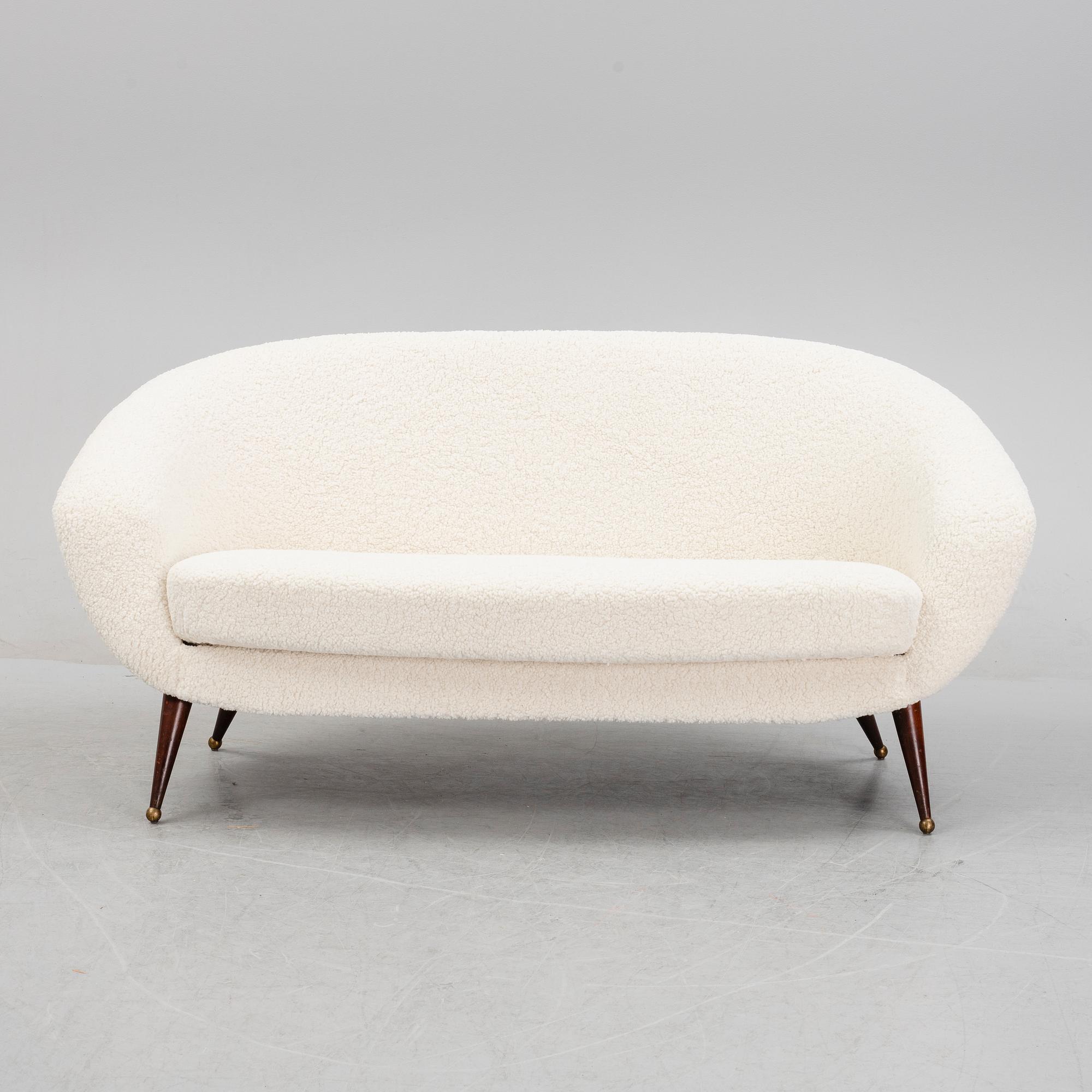 Folke Jansson, a 'Tellus' sofa, SM Wincrantz, SKövde, 1950's.