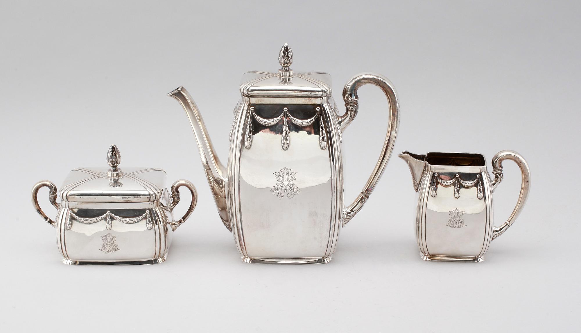 KAFFESERVIS, 3 delar, silver, 1930. Total vikt ca 1080 gram.