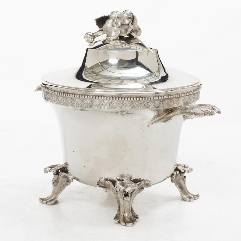 A Swedish silver bowl with lid, mark of Alfred Ambrosius, Stockholm 1891.