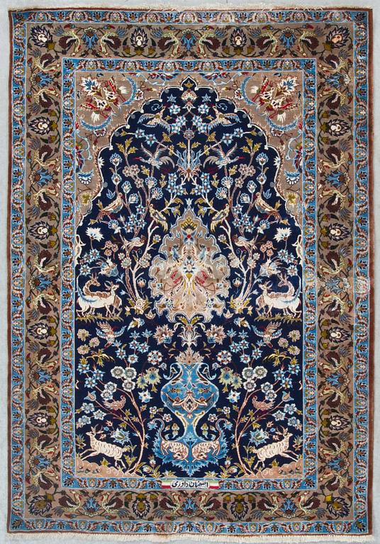 MATTA, Isfahan, 1900-talets slut. Figural. Signerad. Ca 152 X 106 cm.