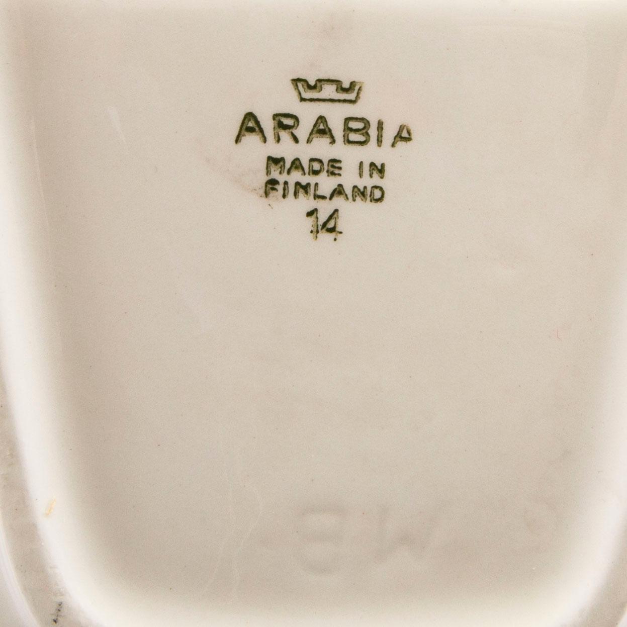 Kaj Frank & Raija Uosikkinen,  eour pcs of Emilia porcelain service from Arabia around 1960.