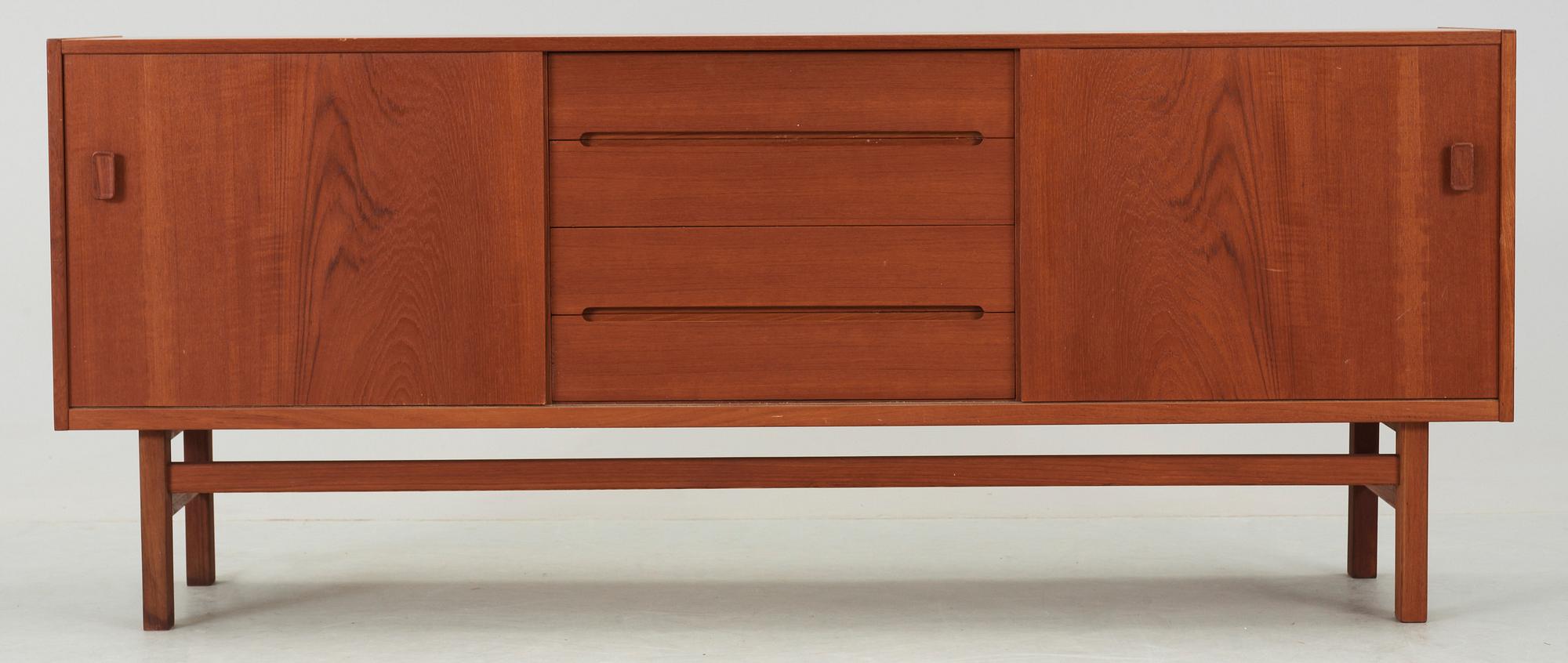 SIDEBOARD, "Arild", Nils Jonsson, Troeds, 1900-talets andra hälft.