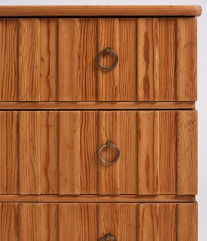 Göran Malmvall, a Swedish Modern pine chest of drawers, Karl Andersson & Söner Möbelfabrik, mid 20th century.