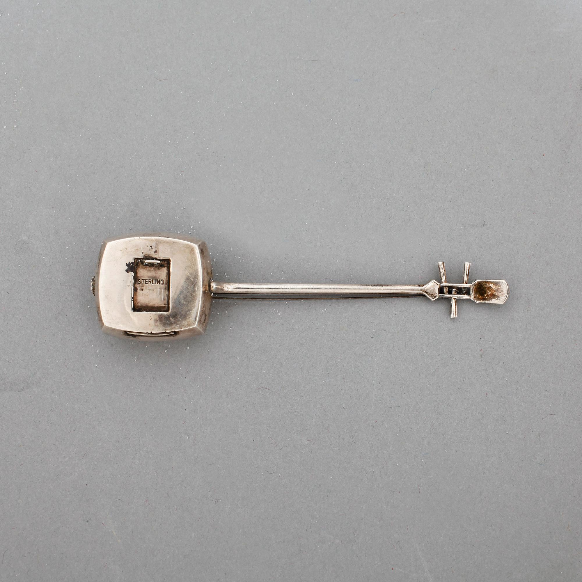 SALTSTRÖARE, sterling silver, 1900-tal. Vikt ca 15 g.