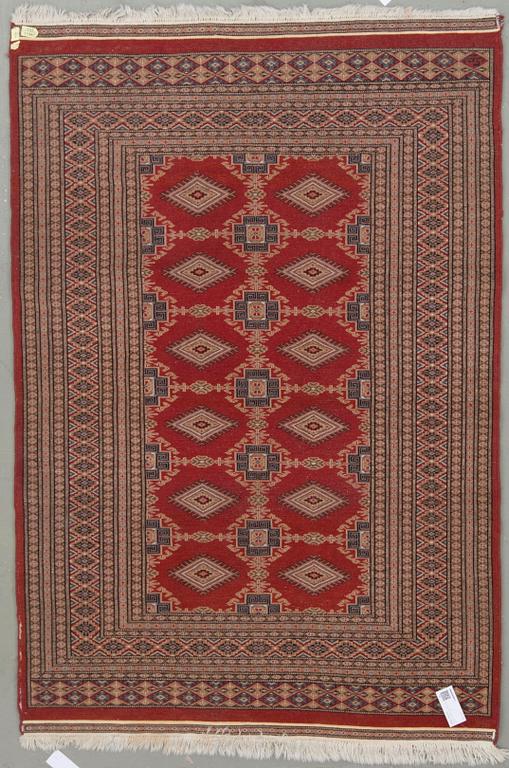 MATTA, Tekke Bochara, part silk. Ca 185x126 cm.