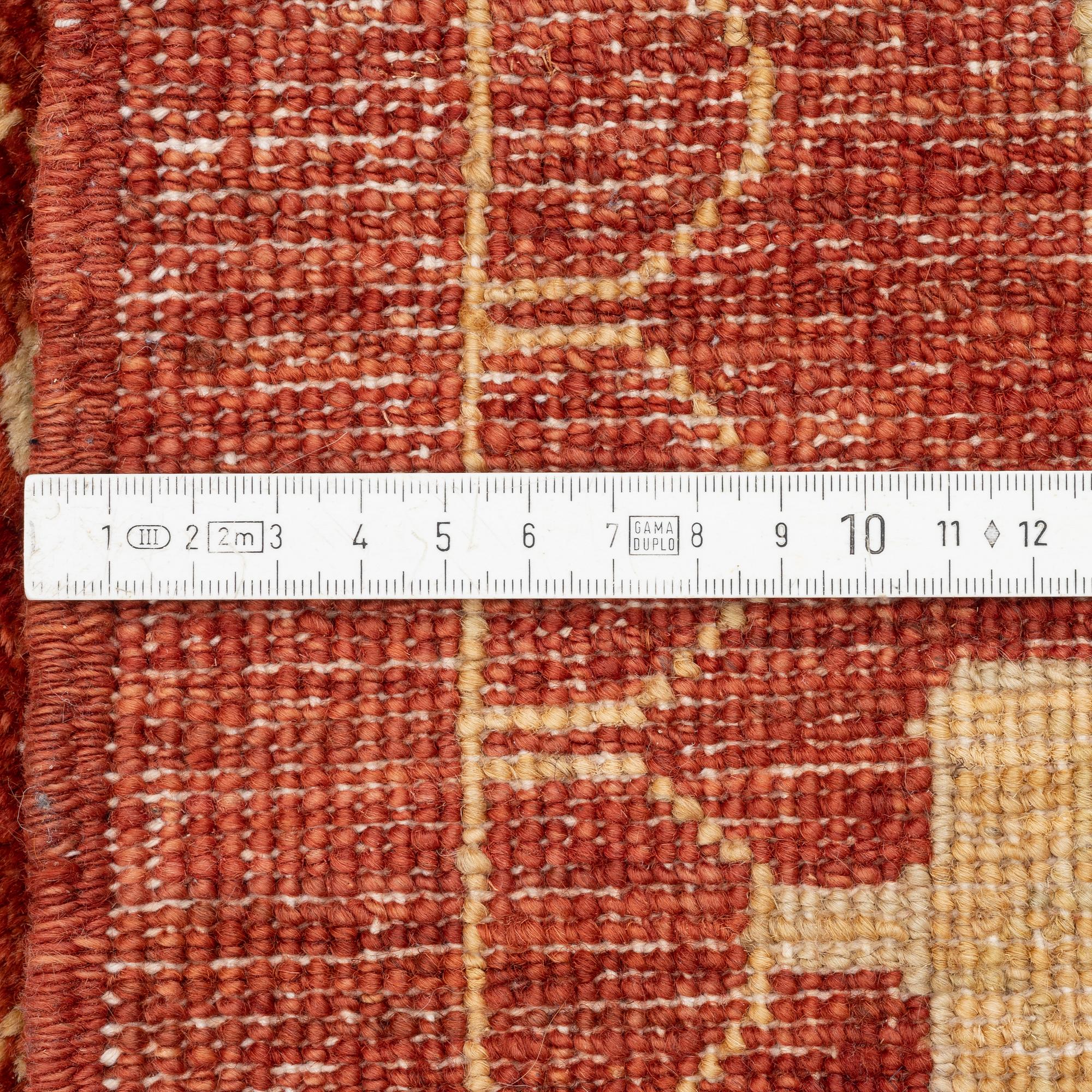 Matta, orientalisk, ca 233 x 173 cm.