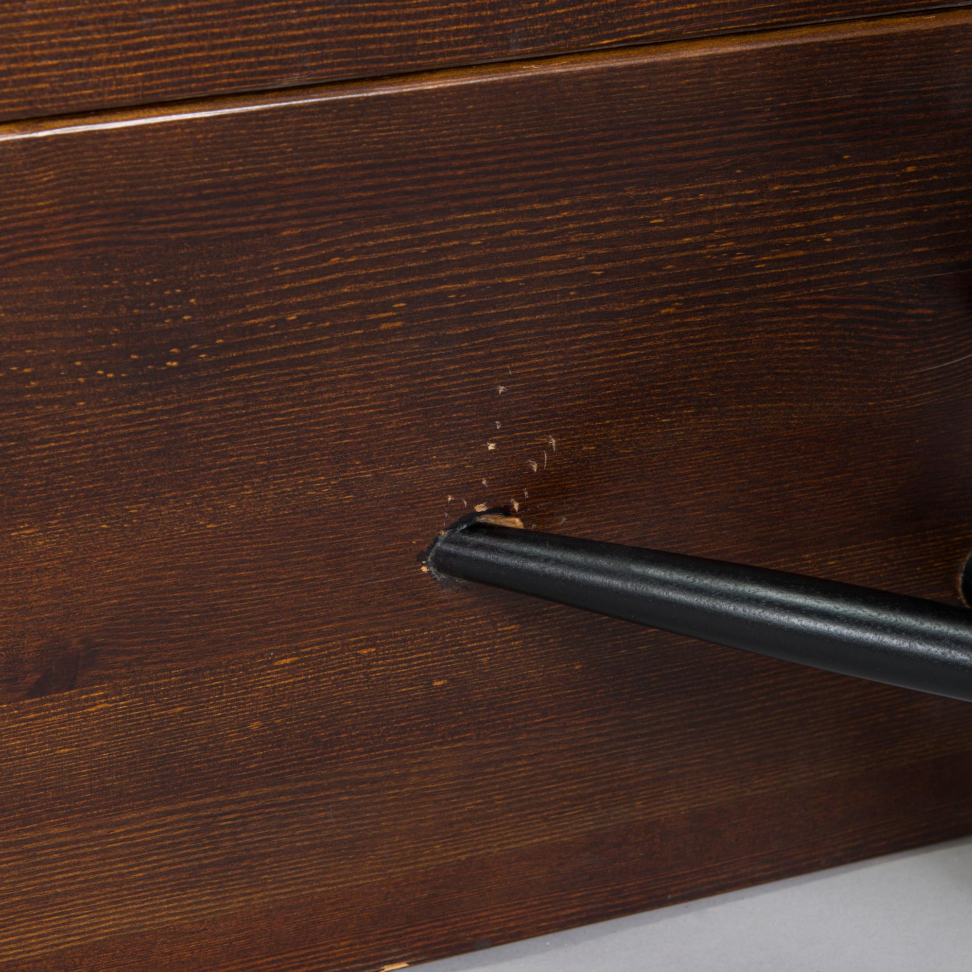 Ilmari Tapiovaara, Matbord och bänkar, 2 st "Pirkka" Aero Design Furniture Ltd 2000-tal.