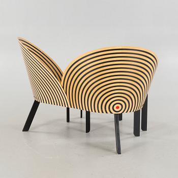 A bench and a table called "Bench for two" / 2600 & 2601, designed approx 1989 by Nanna Ditzel, by Frederica Stolefabrik.