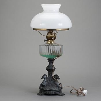 BORDSFOTOGENLAMPA, omkring sekelskiftet 1900.