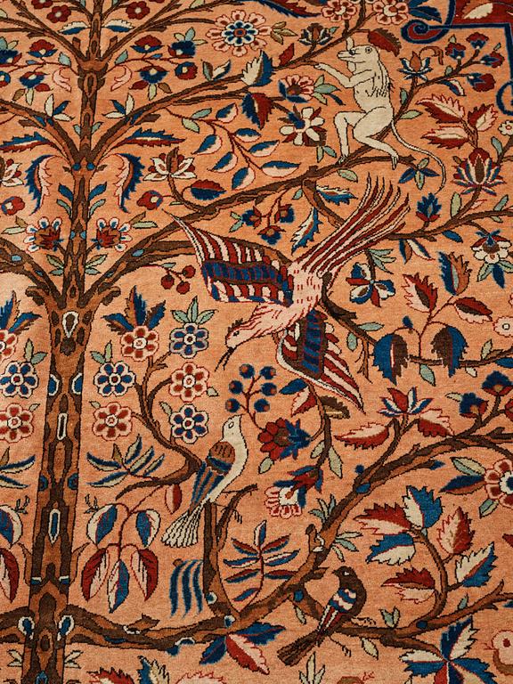 A carpet, a semi-antique Kashan, a so called Dabir, ca 383,5-387,5 x 269,5-275 cm.