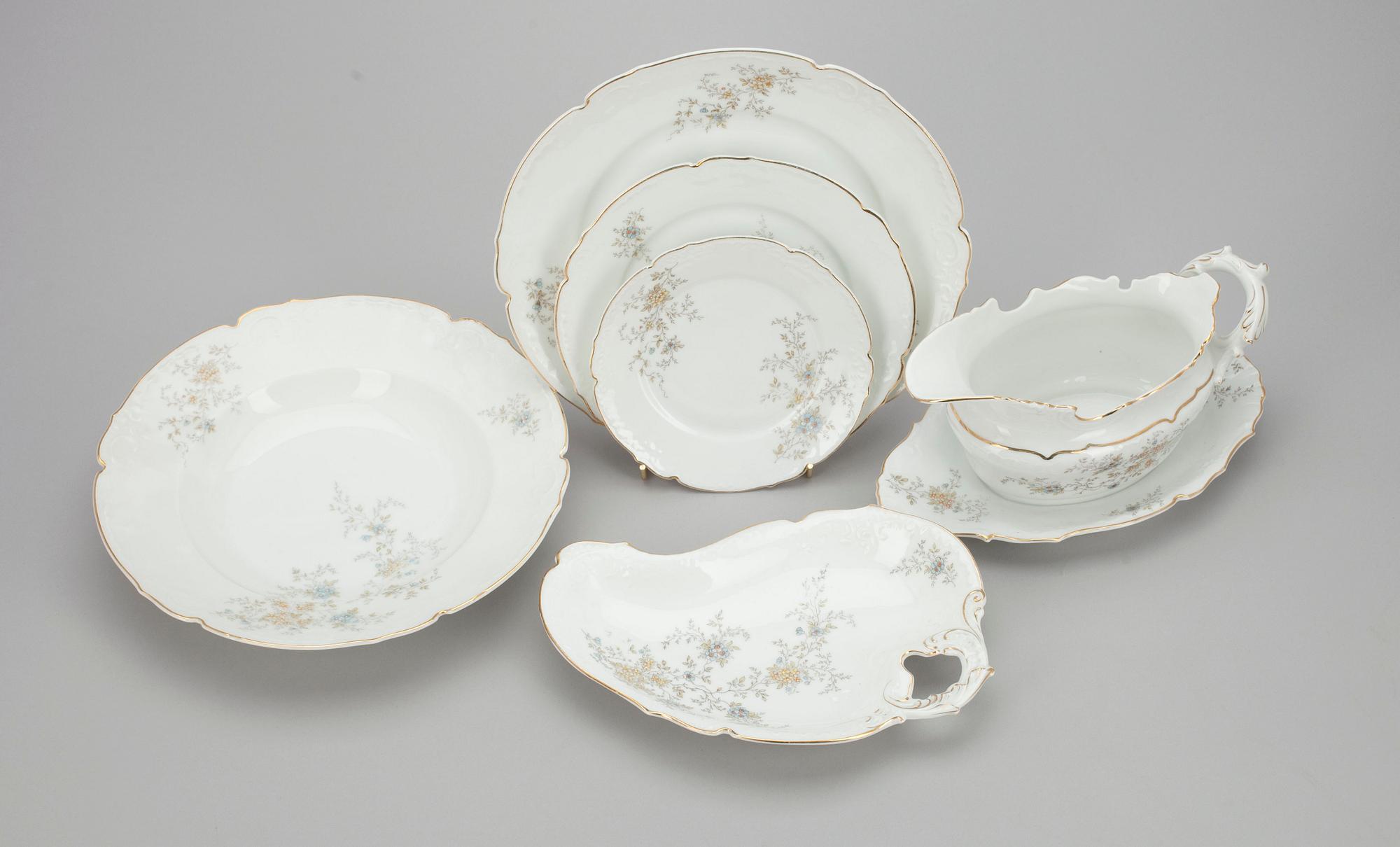 SERVIS, 69 delar, Mellaneuropa, sekelskiftet 1800/1900.