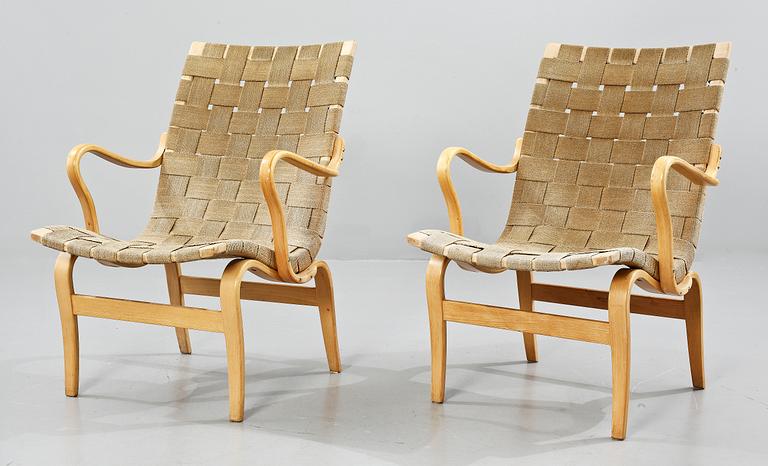 KARMSTOLAR, 2 st,  "Eva", Bruno Mathsson, firma Karl Mathson, Värnamo, 1970.