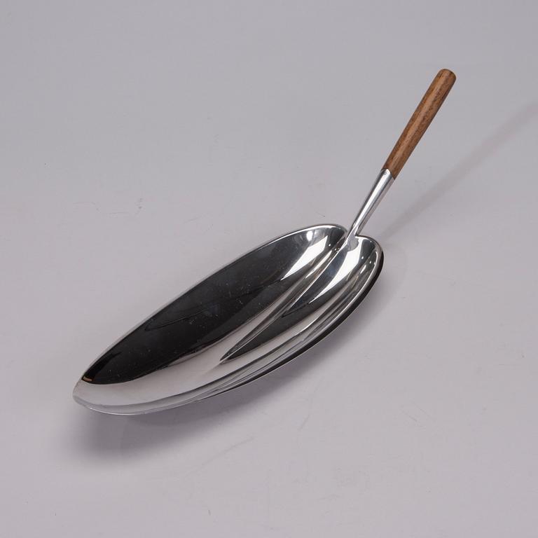 TAPIO WIRKKALA, SKÅL, silver, Hopeakeskus, Tavastehus  1959. Märkt TW. Vikt 180 g.