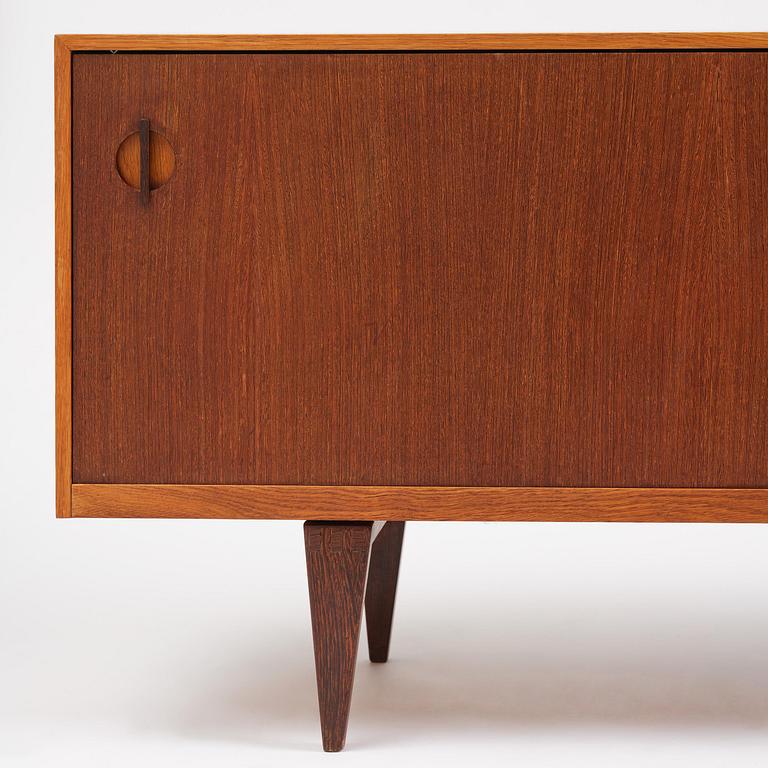 Erik Wørts, sideboard, Kjellerup Møbelfabrik, Danmark, 1960-tal.