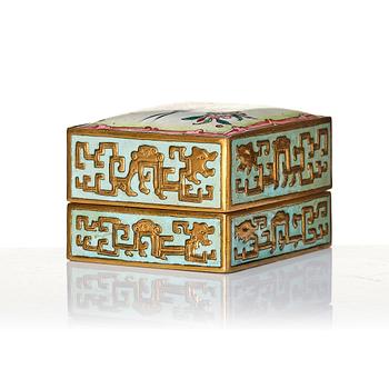 An enamel on copper curio box, Qing dynasty.