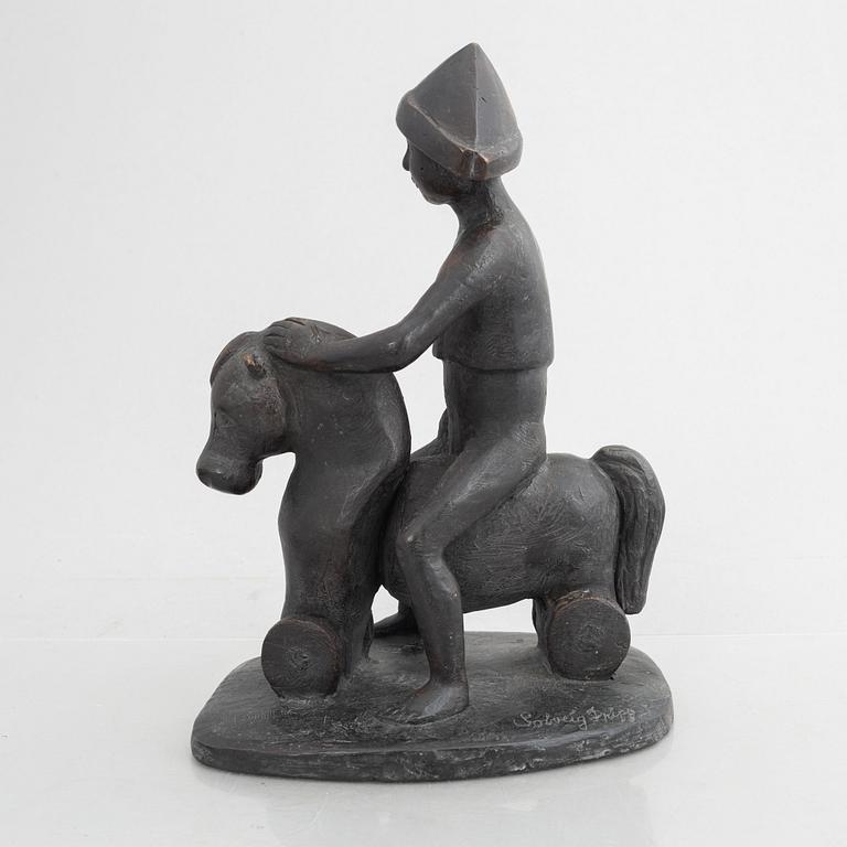 Solvig Pripp, Boy on toy horse.