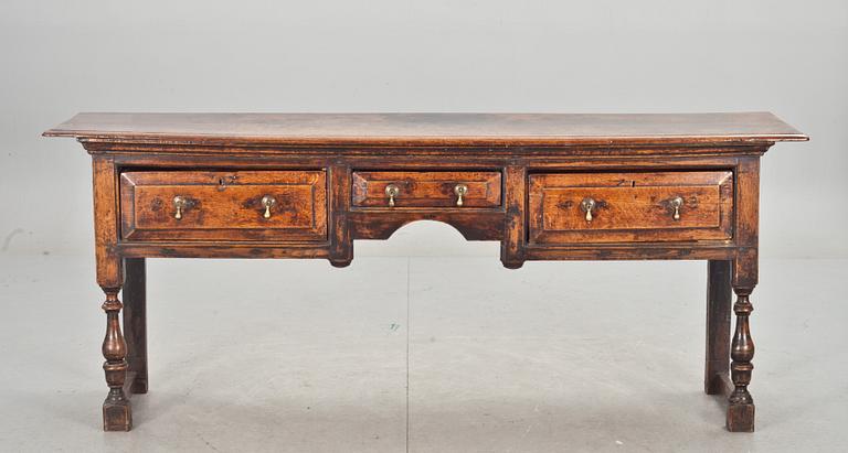 SIDEBOARD, barockstil, England.