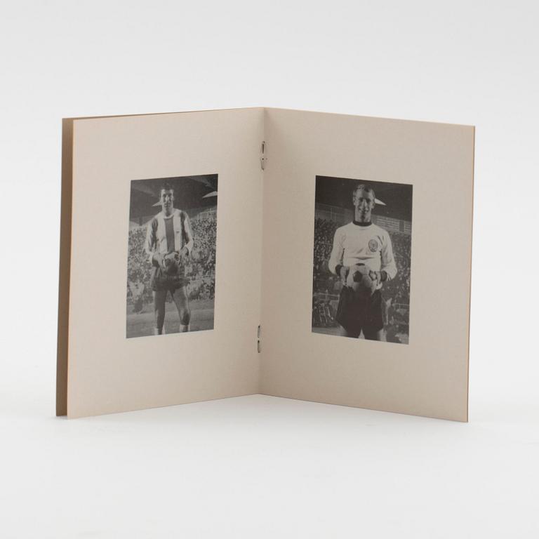 Hans-Peter Feldmann, "Image / Images", six pieces of Artists' books.