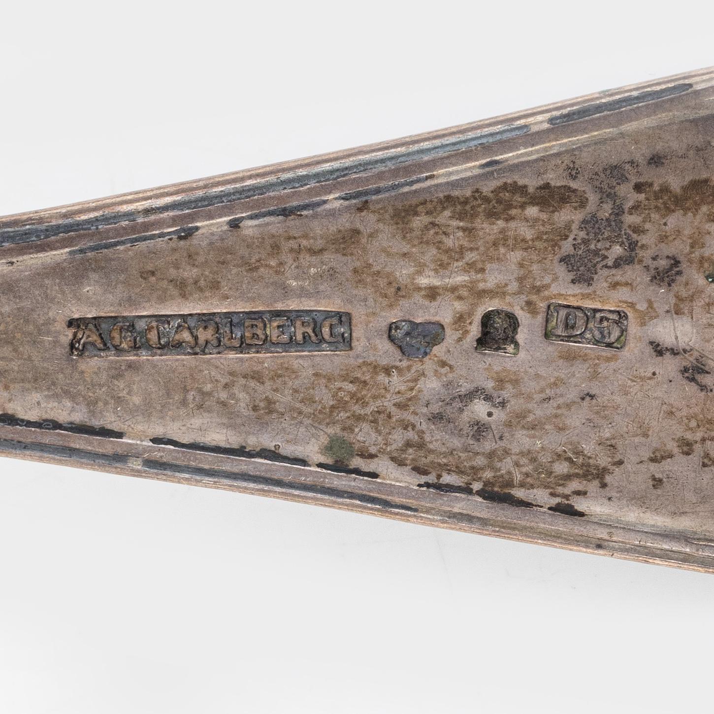 19 pieces of silver flat ware, mostly "Gammal Fransk",