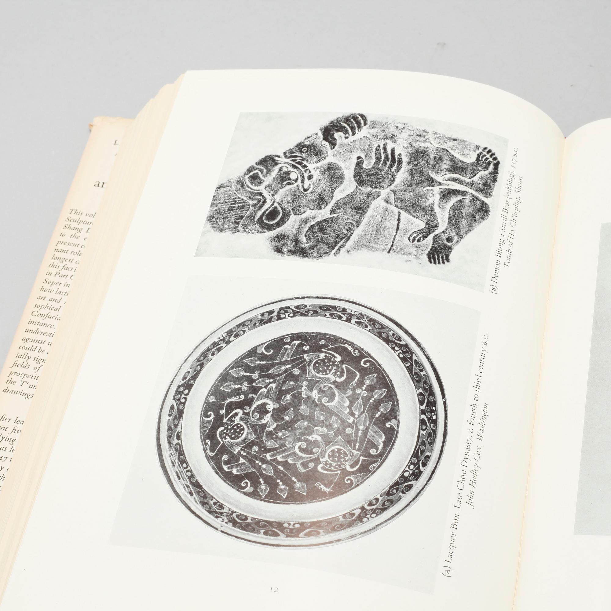 17 books and catalouges, mostly about oriental crafts, 20th century.