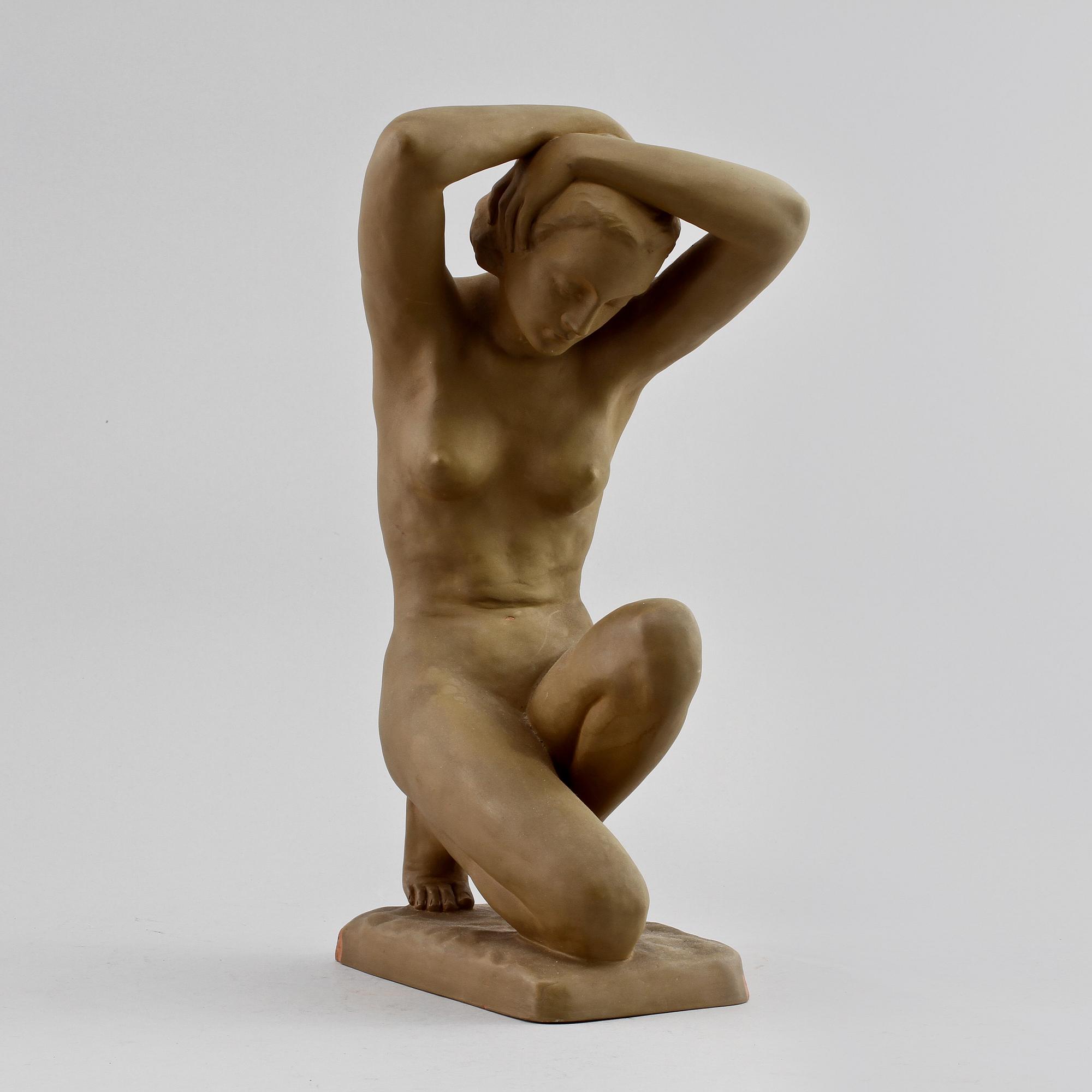 SKULPTUR, lergods, Goldscheider, 1900-talets första hälft.