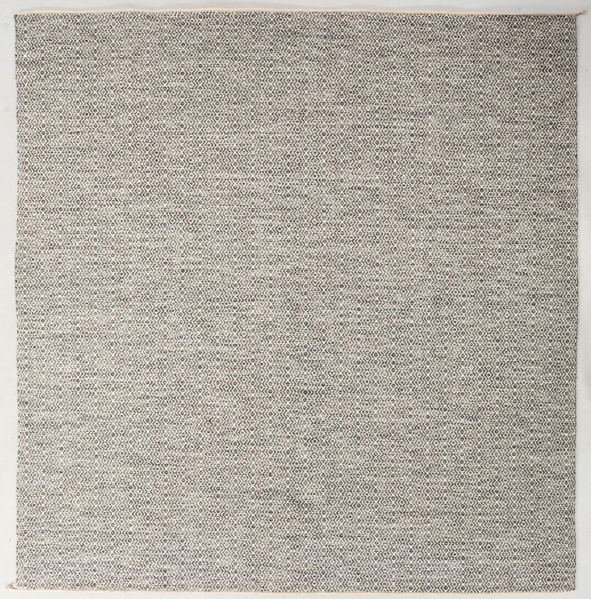 Matta Vandra diamond twill ca 290x255 cm Carpathian collection ullgarn på linnevarp.