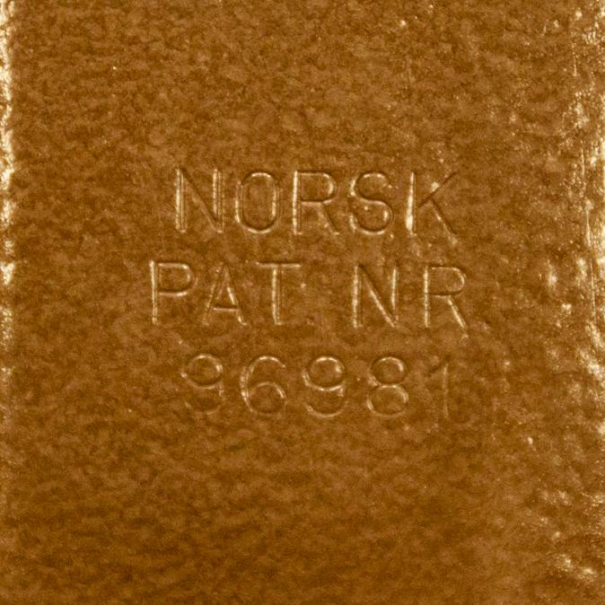 KARMSTOL, mekanism märkt NORSK PAT NR 96981, 1900-talets mitt.