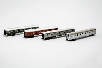 PARTI MODELLTÅG, 29 delar, huvudsakligen Märklin, Tyskland, 1900-talets andra hälft.
