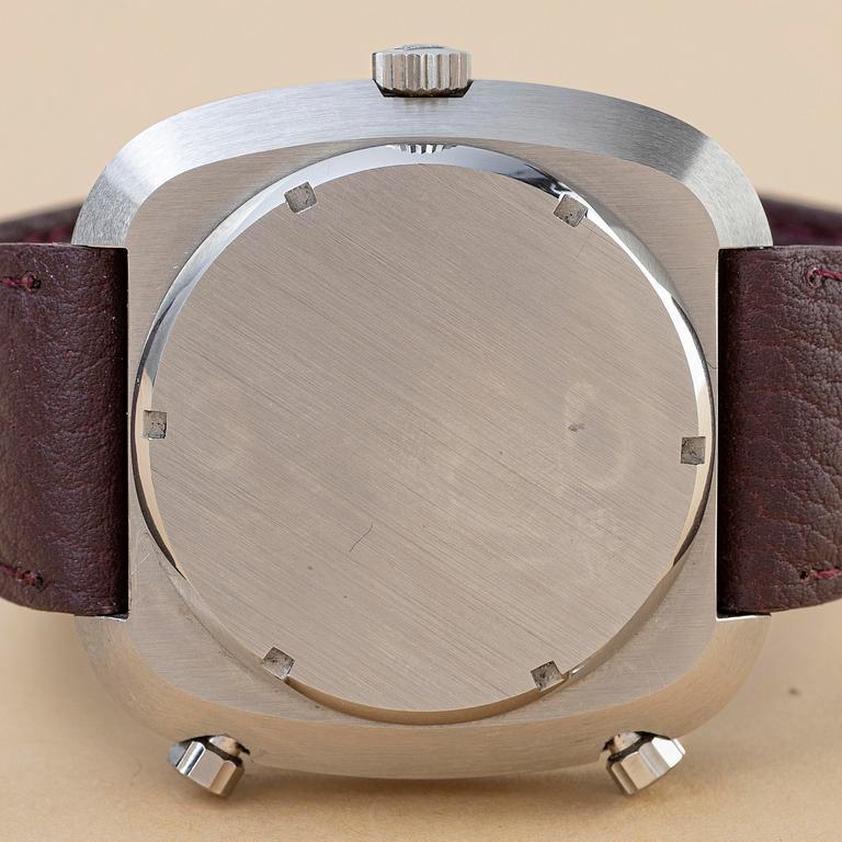 Heuer, Silverstone, "Burgundy", ca 1974.