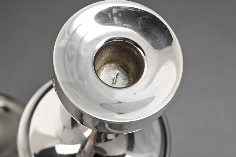 LJUSSTAKAR, ett par, silver, Danmark 1900-talets andra hälft.
