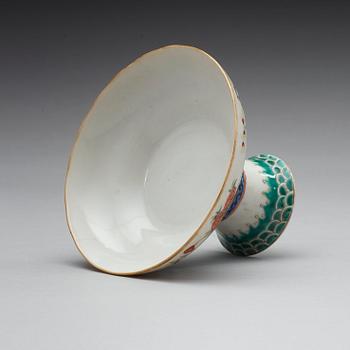 A famille rose stem cup, Qing dynasty, late 19th Century.