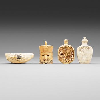 A group of four ivory and bone snuff bottles, Qing dynasty (1644-1912).