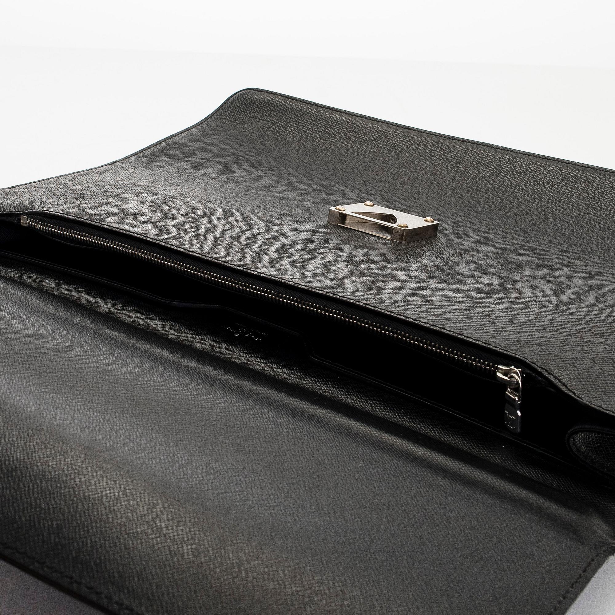Louis Vuitton, salkku, "Neo Robusto".