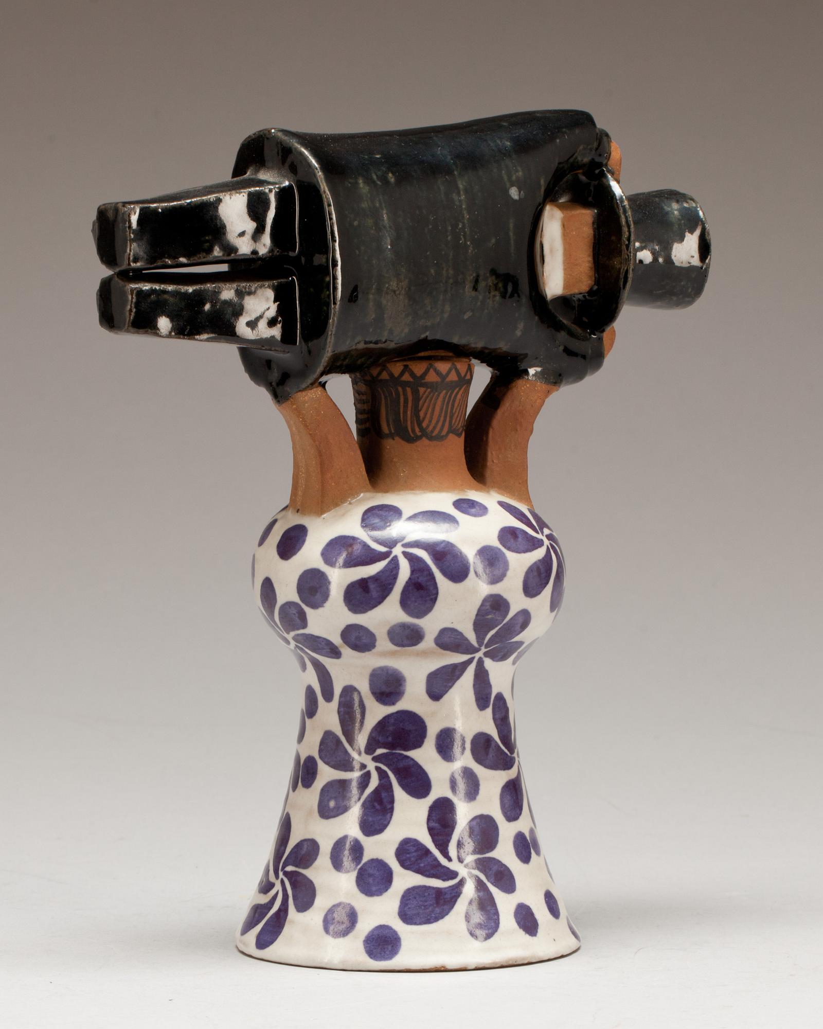 FIGURGRUPP, "Samhällsdebatten", Lisa Larson, Gustavsberg. Formgiven 1968.