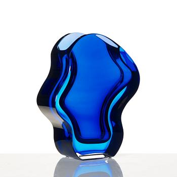 Helén Krantz, a unique glass vase, Orrefors, Sweden 2002.