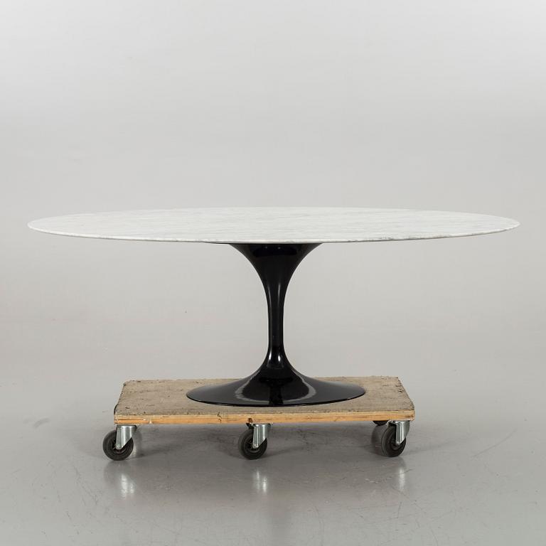 EERO SAARINEN, matbord, "Tulip",