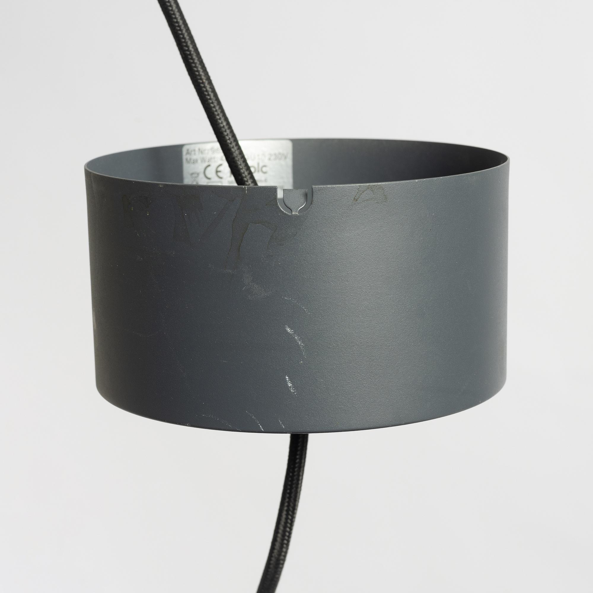 Nina Jobs och Stina Sandwall, taklampa, "Donna Line", Pholc, samtida.