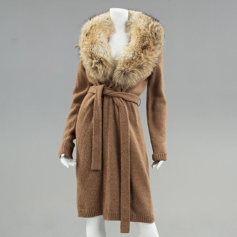 Long cashmere cardigan with fur collar from ralph Lauren.