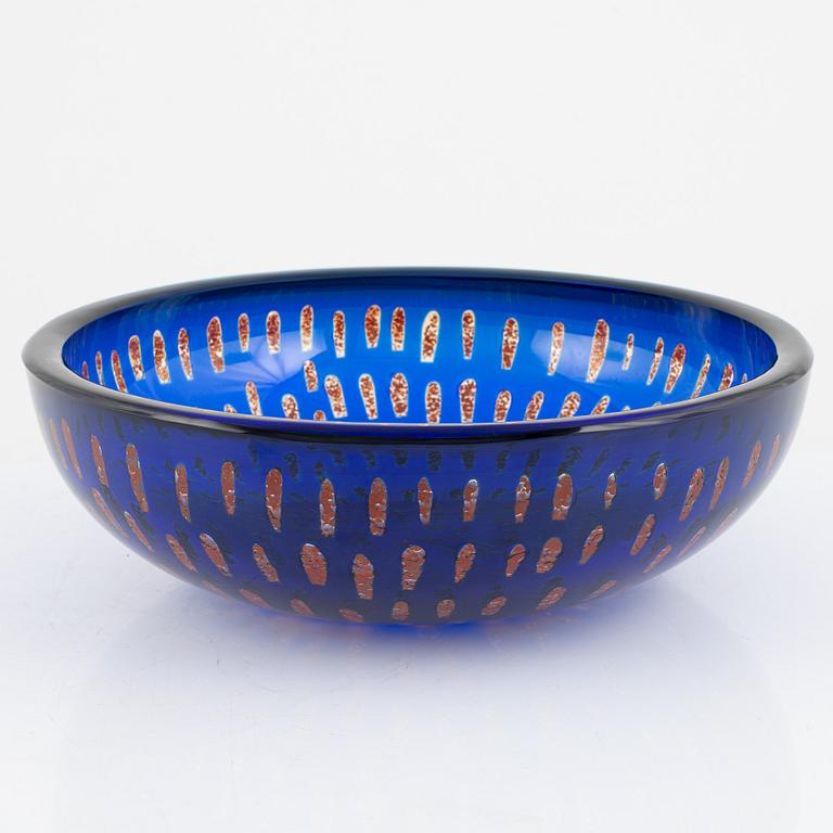 Sven Palmqvist, a 'Ravenna glass bowl, Orrefors, signed and dated 1986.