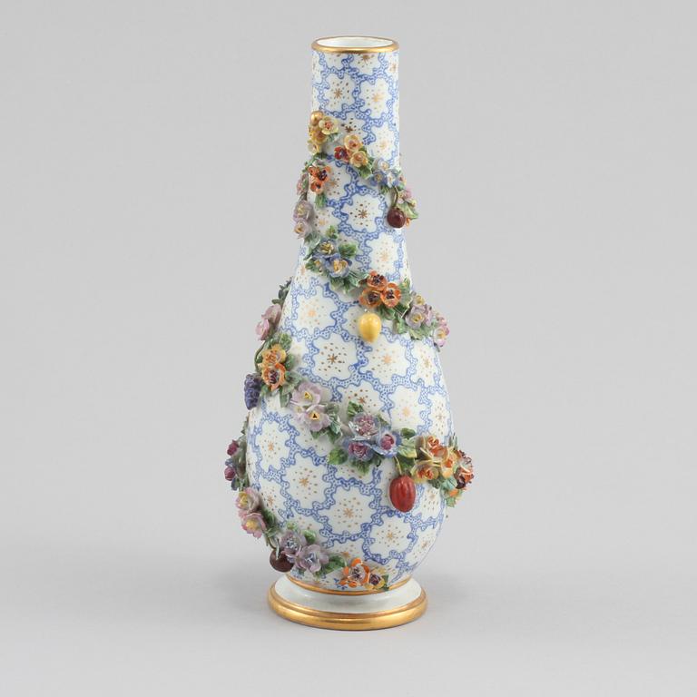 VAS, porslin, Meissen, 1900-talets första hälft.