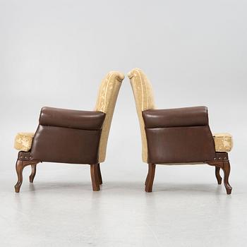 A pair of louge chairs, Istikbal, 21st century.