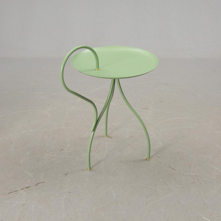 SIDOBORD, "Oolong" design Eva Schildt för firma Svenskt Tenn.