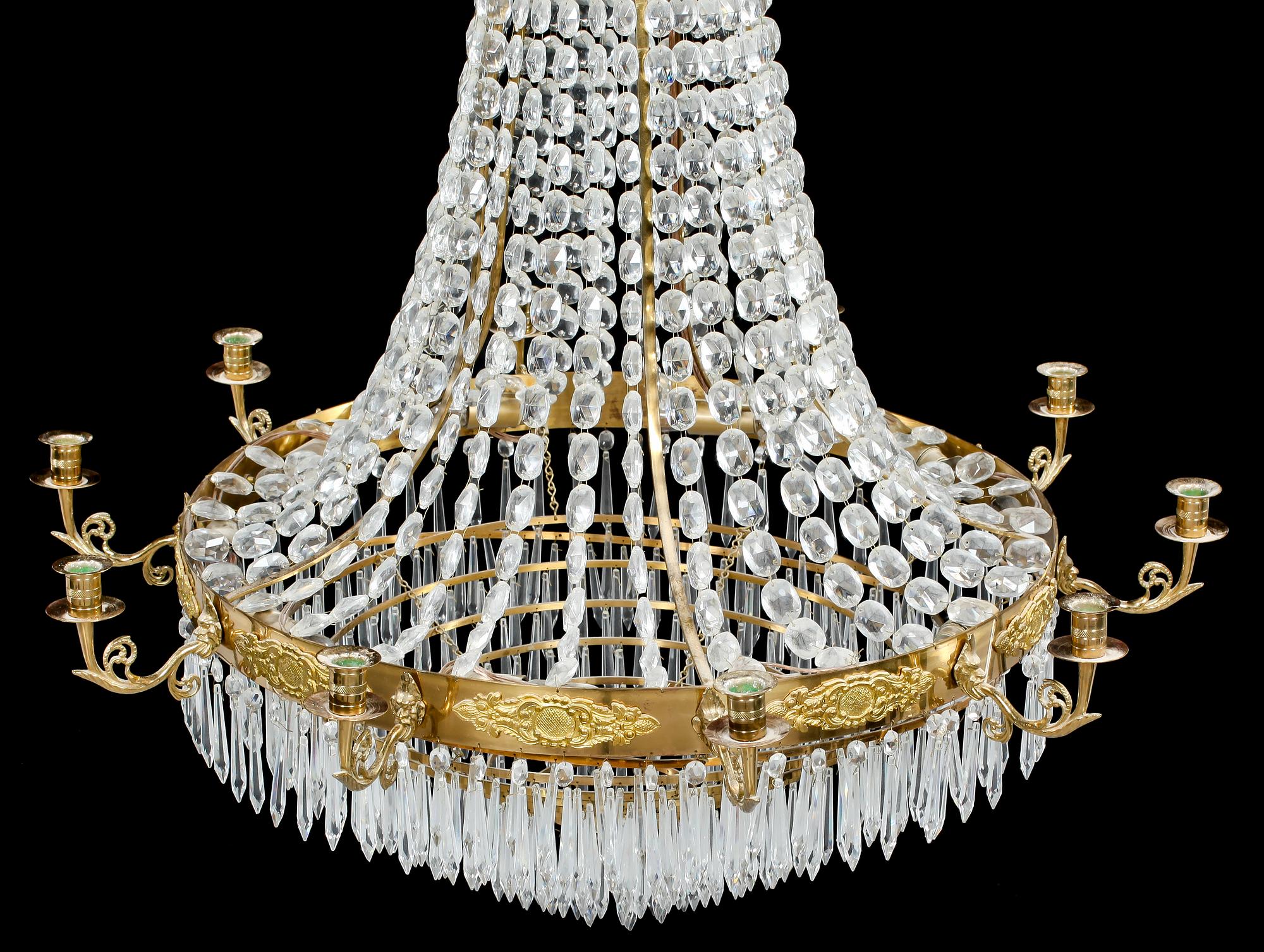 LJUSKRONA, empirstil, 1900-talets andra hälft. Höjd ca 110 cm.