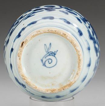 BOJAN, porslin. Ming dynastin (1368-1644).