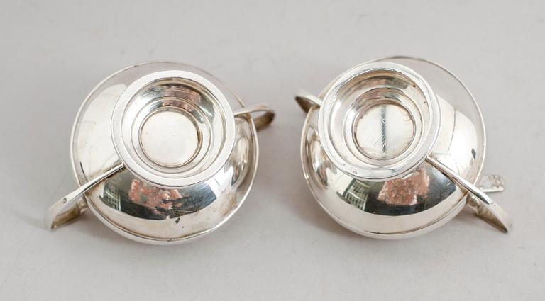 SALTKAR, 1 par, silver, Sheffield 1914. Vikt ca 96 gram.
