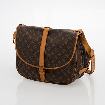 Louis Vuitton, "Saumur 35" laukku.