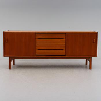 SIDEBOARD, "Arild", Nils Jonsson, Troeds, Bjärnum, 1900-talets andra hälft.