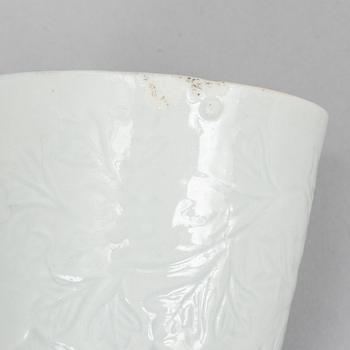 A pair of blanc de chine cups, Qing dynasty, 19th Century.