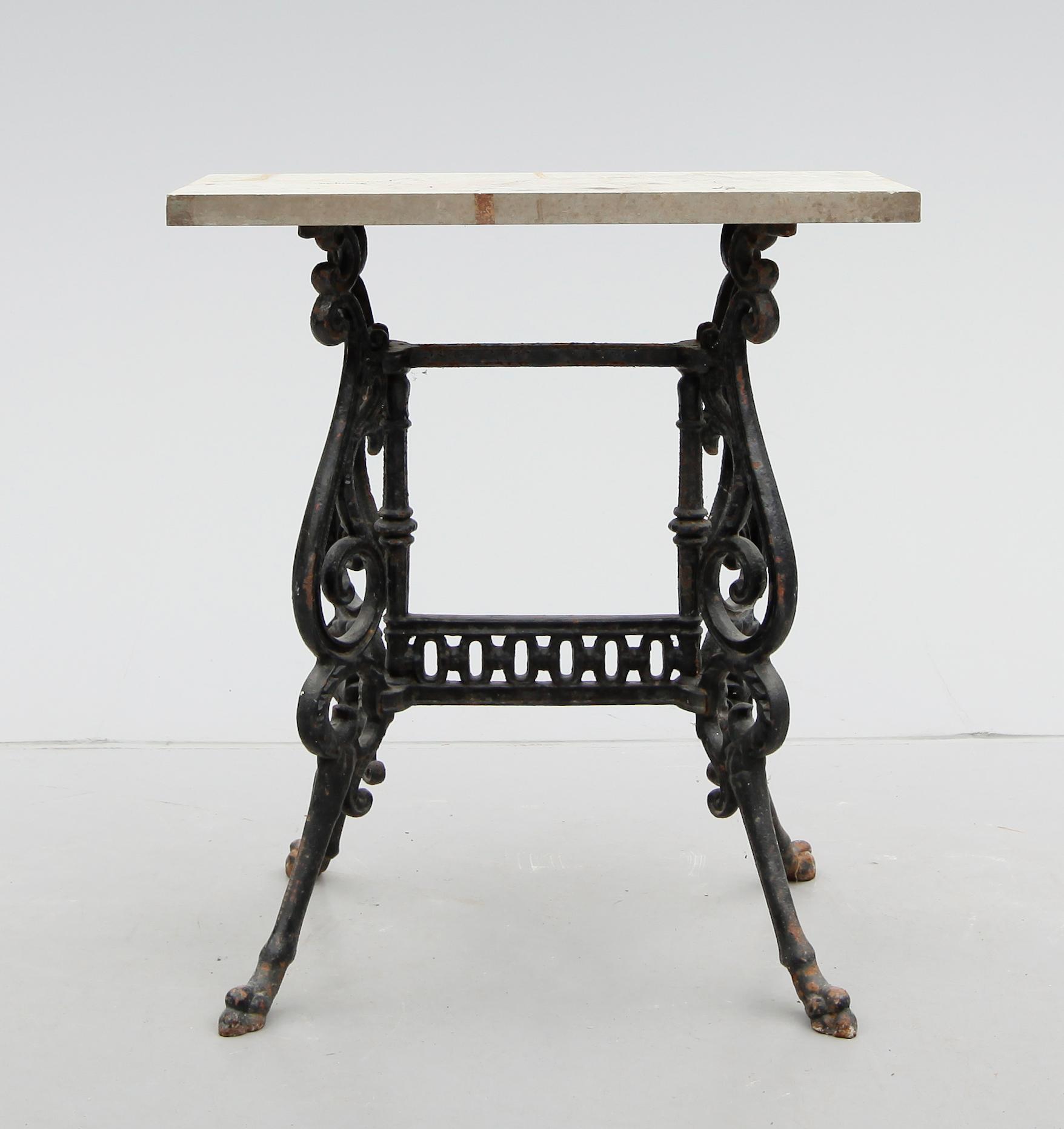 TRÄDGÅRDSBORD, 1900-talets första hälft.